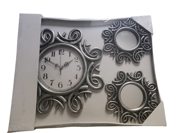 Set Orologio e Specchi Decorativi – Motivo Riccioli Barocco in Argento