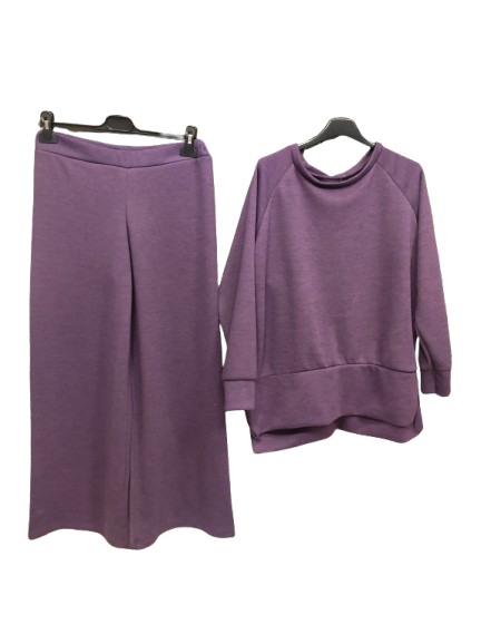 completo maglia e pantalone