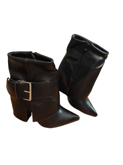 Stivaletti Donna con Punta a Punta e Fibbia – Nero